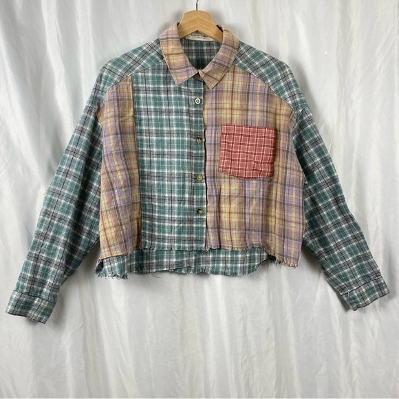 Nectar Clothing Tops - Nectar Clothing Women’s Plaid Patchwork Long Sleeve Cropped Shirt Size Small